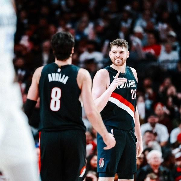  连场两双，克林根10中8得18分11板1助0失误，三分4中2